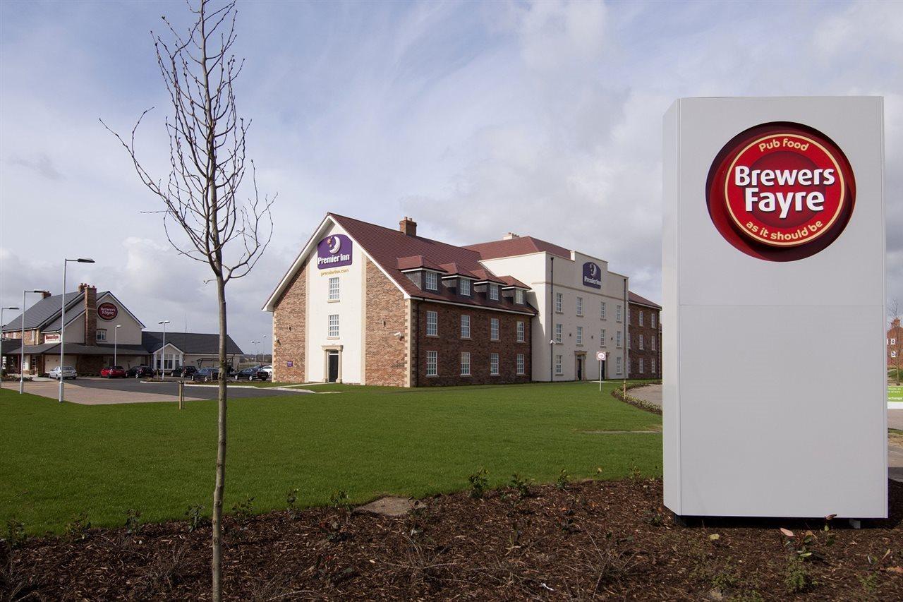 Premier Inn Bedford South Kempston Exterior foto