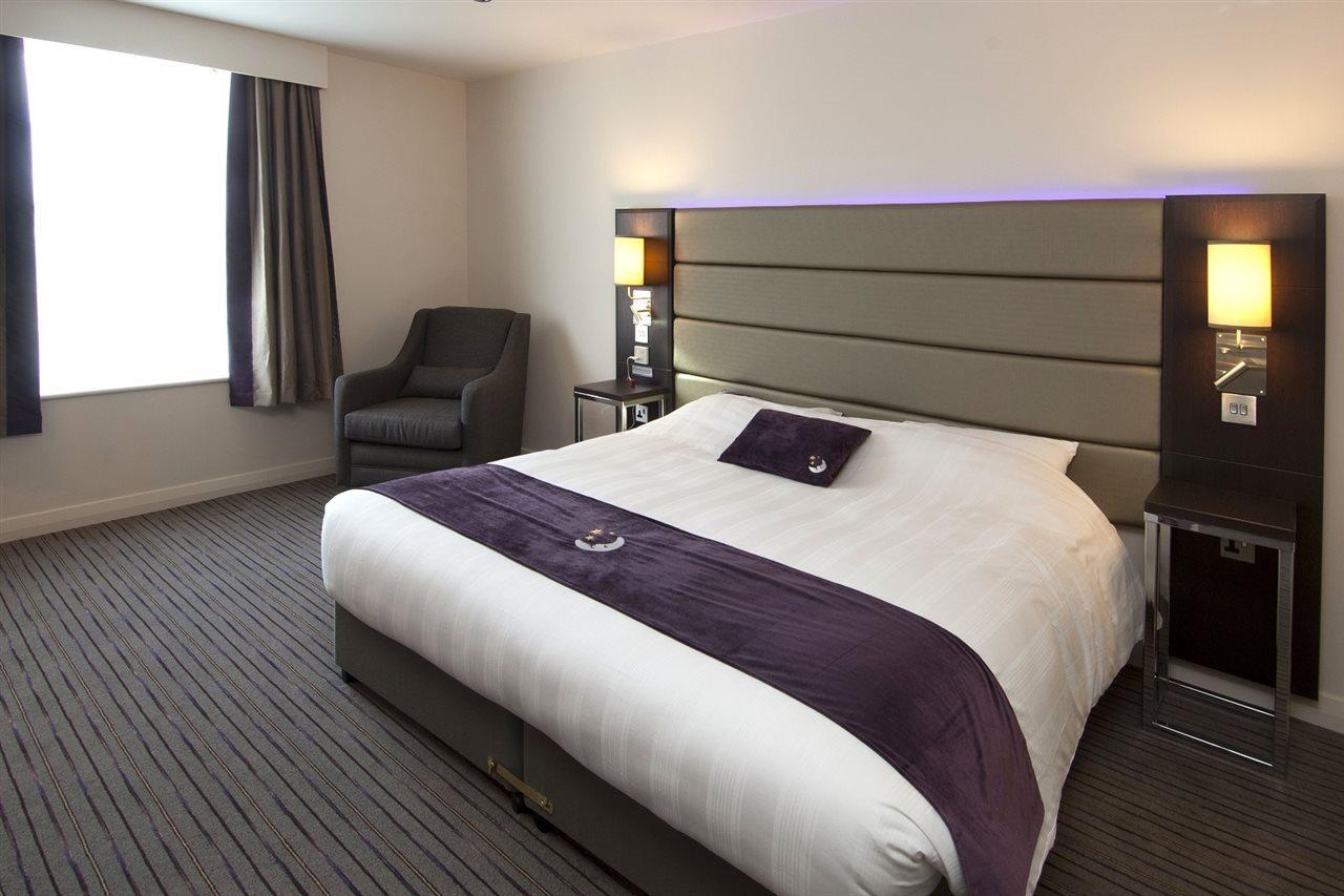 Premier Inn Bedford South Kempston Exterior foto