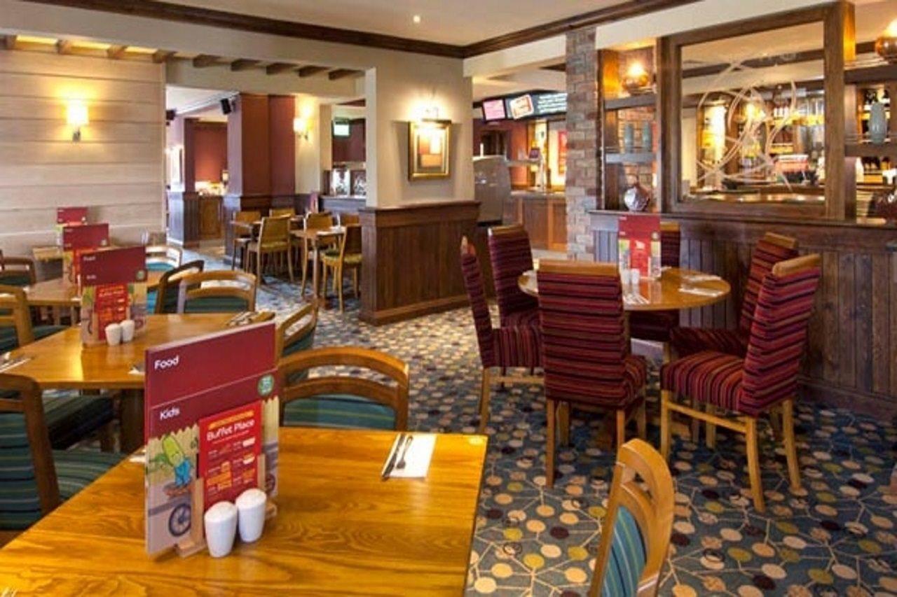 Premier Inn Bedford South Kempston Exterior foto