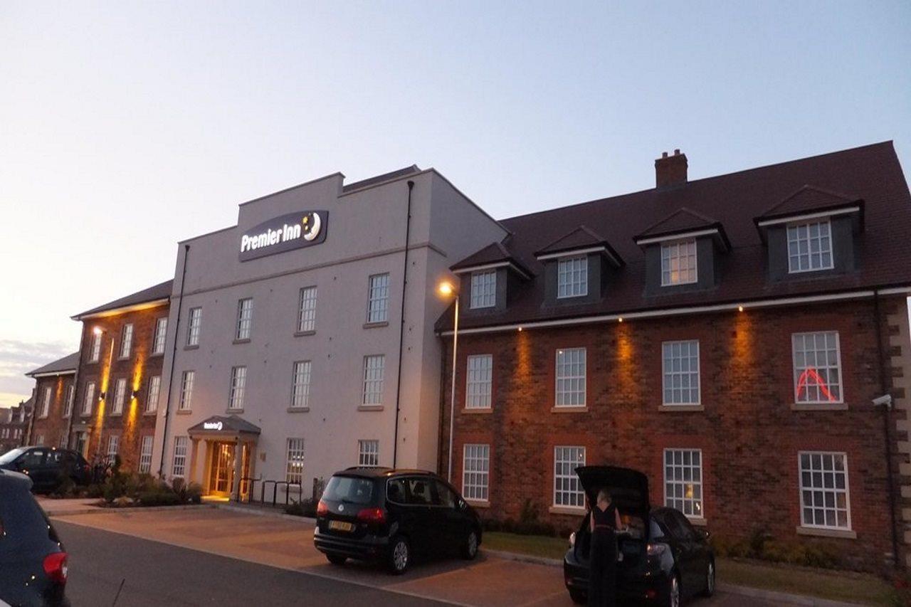 Premier Inn Bedford South Kempston Exterior foto